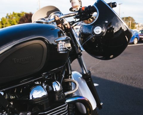 blue and silver cruiser motorcycle